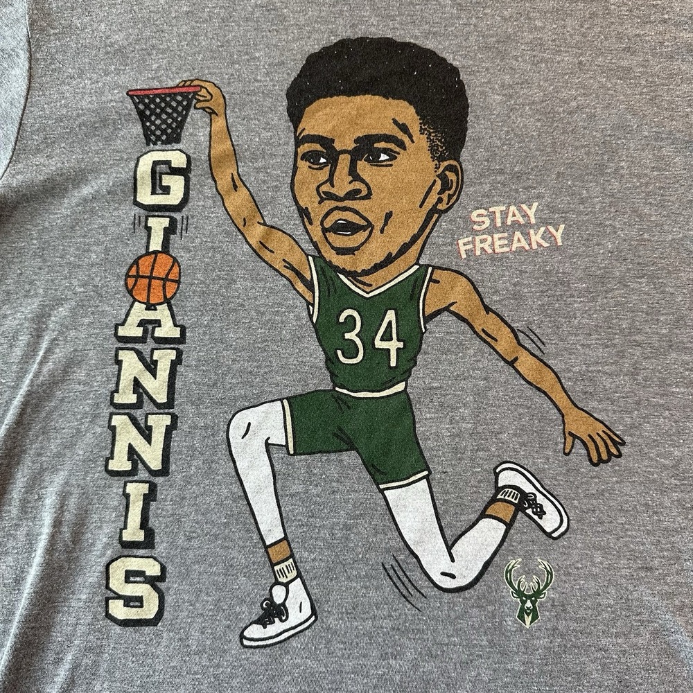Homage Giannis T-Shirt Men's M Milwaukee Bucks Stay Freaky Single Stitch NBA - Picture 2 of 9
